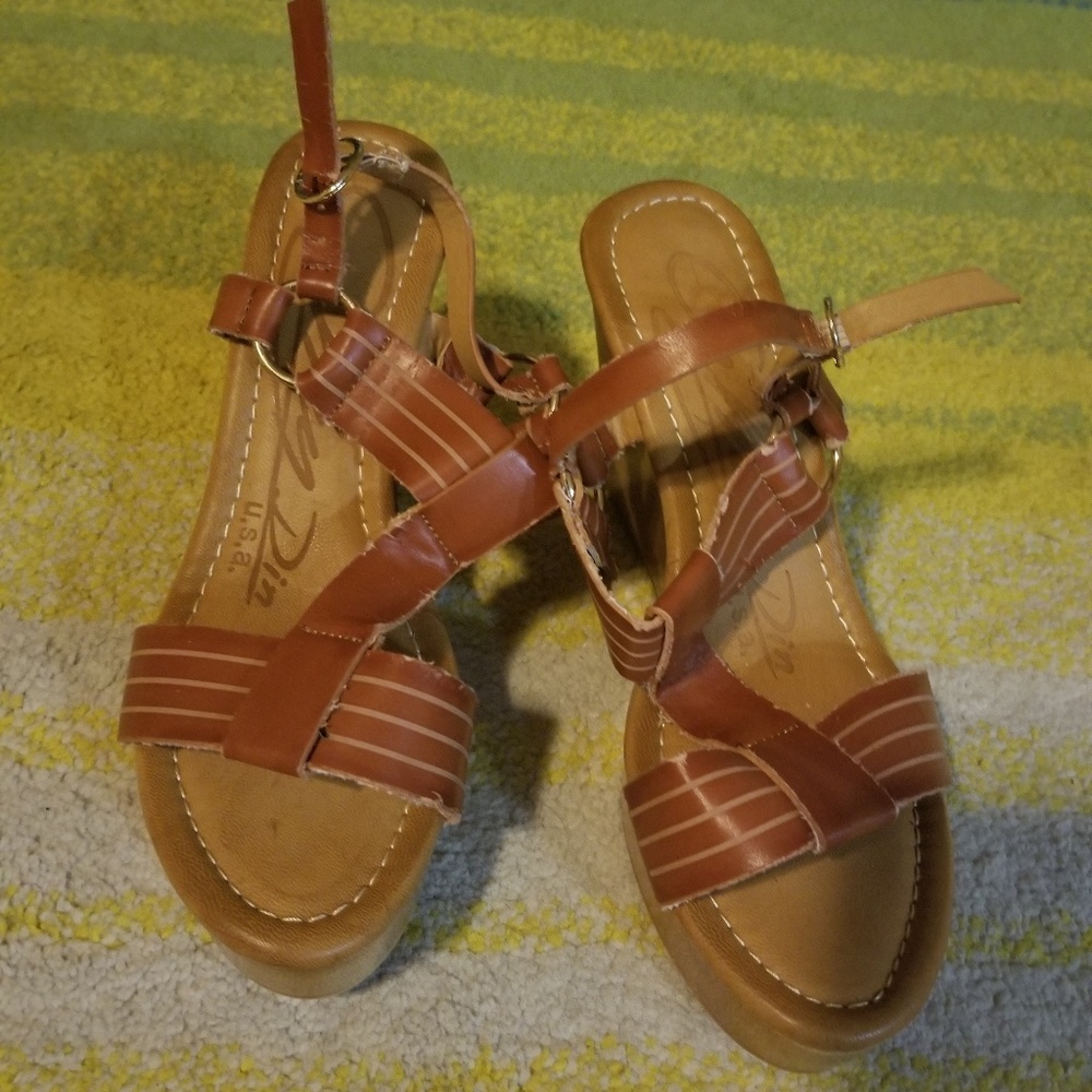 Wedges size 6